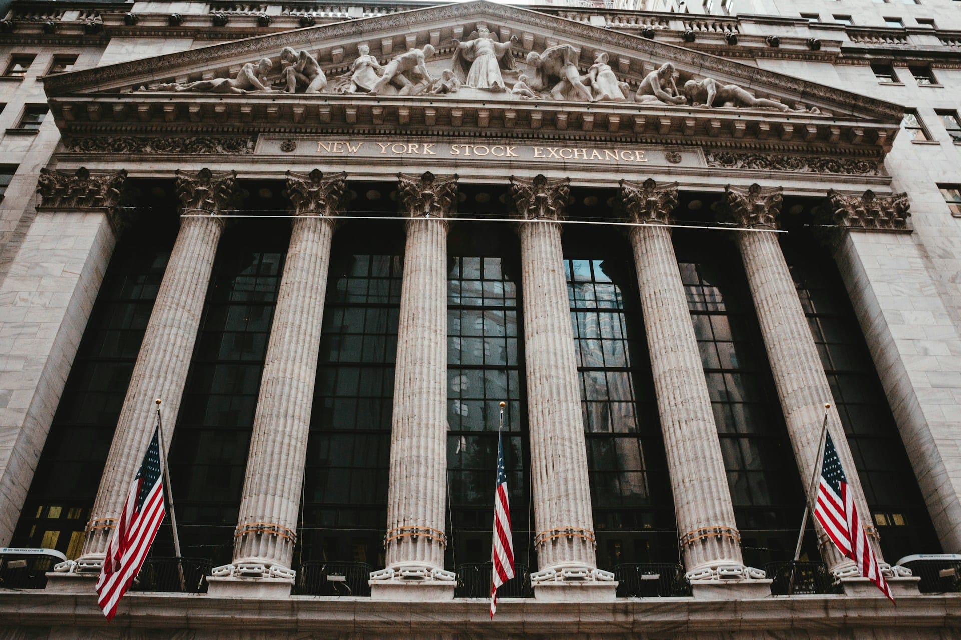 How Trump’s Tariffs Influence the Stock Market Post image